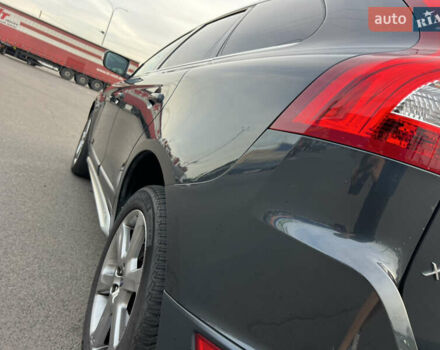 Вольво ХС60, об'ємом двигуна 2.4 л та пробігом 240 тис. км за 15400 $, фото 8 на Automoto.ua