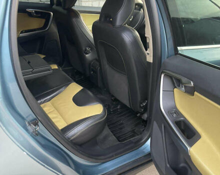 Вольво ХС60, об'ємом двигуна 2.4 л та пробігом 300 тис. км за 12221 $, фото 6 на Automoto.ua