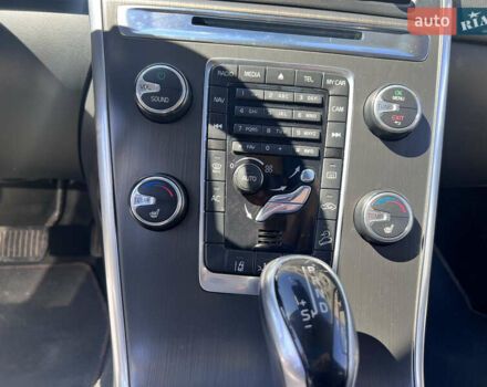 Вольво ХС60 2013 в Николаеве на Automoto.ua Вольво ХС60, объемом двигателя 2.4 л и пробегом 220 тыс. км за 23000 $, фото 27 на Automoto.ua