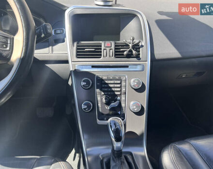 Вольво ХС60 2013 в Николаеве на Automoto.ua Вольво ХС60, объемом двигателя 2.4 л и пробегом 220 тыс. км за 23000 $, фото 28 на Automoto.ua