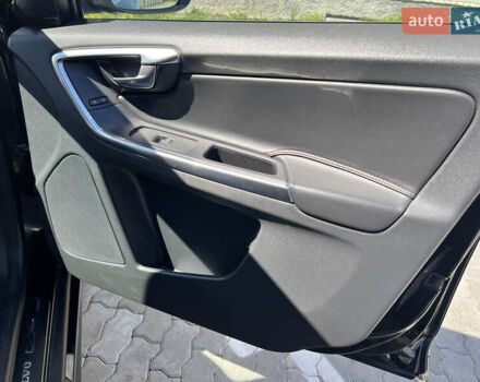 Вольво ХС60 2013 в Николаеве на Automoto.ua Вольво ХС60, объемом двигателя 2.4 л и пробегом 220 тыс. км за 23000 $, фото 5 на Automoto.ua