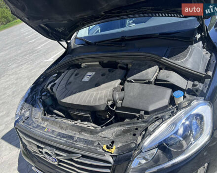 Вольво ХС60 2013 в Николаеве на Automoto.ua Вольво ХС60, объемом двигателя 2.4 л и пробегом 220 тыс. км за 23000 $, фото 38 на Automoto.ua