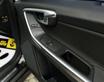 Вольво ХС60, об'ємом двигуна 2.4 л та пробігом 303 тис. км за 17200 $, фото 25 на Automoto.ua