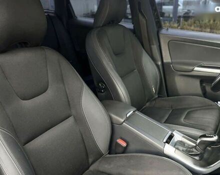 Вольво ХС60, об'ємом двигуна 2.4 л та пробігом 303 тис. км за 17200 $, фото 23 на Automoto.ua