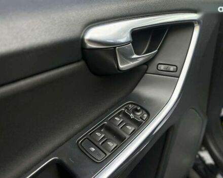 Вольво ХС60, об'ємом двигуна 2.4 л та пробігом 303 тис. км за 17200 $, фото 10 на Automoto.ua