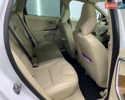 Вольво ХС60, объемом двигателя 3 л и пробегом 139 тыс. км за 15900 $, фото 9 на Automoto.ua