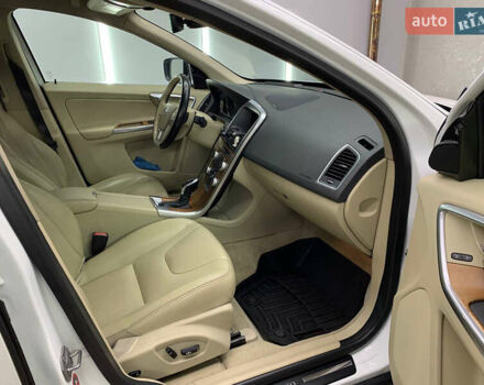 Вольво ХС60, объемом двигателя 3 л и пробегом 139 тыс. км за 15900 $, фото 8 на Automoto.ua