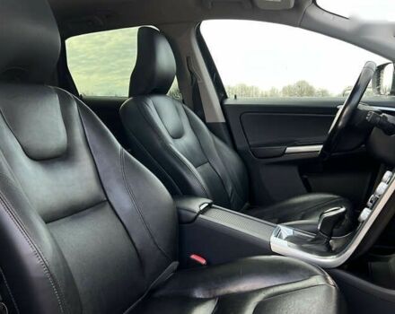 Вольво ХС60, объемом двигателя 2.5 л и пробегом 105 тыс. км за 16500 $, фото 17 на Automoto.ua