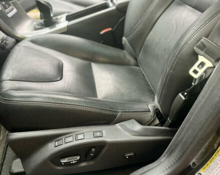 Вольво ХС60, об'ємом двигуна 2.5 л та пробігом 117 тис. км за 19000 $, фото 8 на Automoto.ua