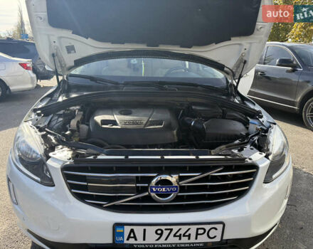 Вольво ХС60, объемом двигателя 2 л и пробегом 142 тыс. км за 15600 $, фото 14 на Automoto.ua