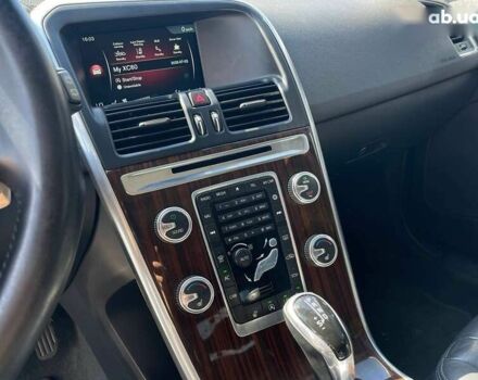 Вольво ХС60, объемом двигателя 2 л и пробегом 103 тыс. км за 19999 $, фото 17 на Automoto.ua