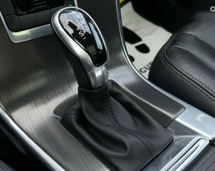 Вольво ХС60, объемом двигателя 2.5 л и пробегом 105 тыс. км за 16500 $, фото 15 на Automoto.ua