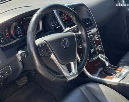 Вольво ХС60, объемом двигателя 2 л и пробегом 103 тыс. км за 19999 $, фото 7 на Automoto.ua