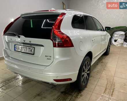 Вольво ХС60, объемом двигателя 3 л и пробегом 139 тыс. км за 15900 $, фото 3 на Automoto.ua