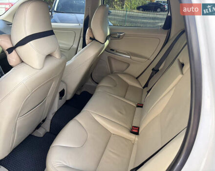 Вольво ХС60, объемом двигателя 2 л и пробегом 142 тыс. км за 15600 $, фото 9 на Automoto.ua