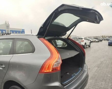 Вольво ХС60, об'ємом двигуна 2 л та пробігом 239 тис. км за 19990 $, фото 25 на Automoto.ua