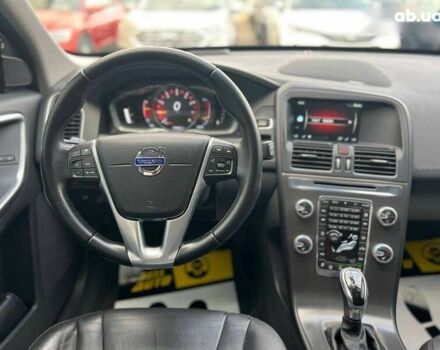 Вольво ХС60, об'ємом двигуна 2 л та пробігом 199 тис. км за 18000 $, фото 12 на Automoto.ua