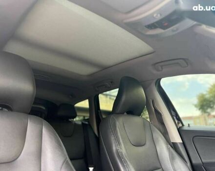 Вольво ХС60, об'ємом двигуна 2 л та пробігом 199 тис. км за 18000 $, фото 13 на Automoto.ua