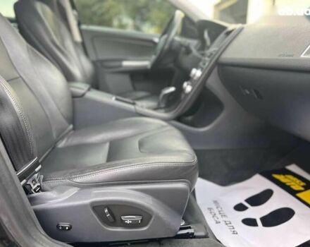 Вольво ХС60, об'ємом двигуна 2 л та пробігом 199 тис. км за 18000 $, фото 11 на Automoto.ua