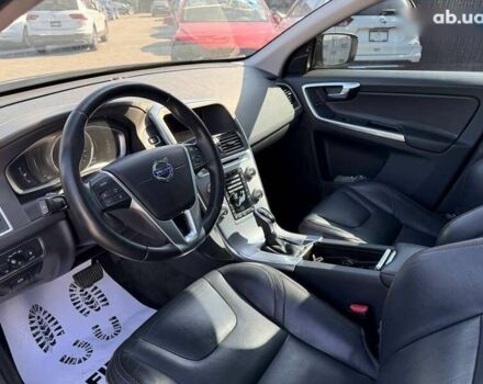 Вольво ХС60, об'ємом двигуна 2 л та пробігом 199 тис. км за 10600 $, фото 8 на Automoto.ua