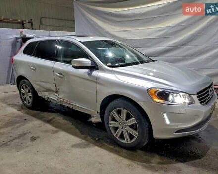 Вольво ХС60, объемом двигателя 2 л и пробегом 72 тыс. км за 2500 $, фото 3 на Automoto.ua