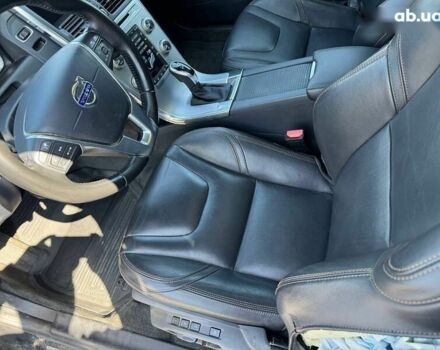 Вольво ХС60, об'ємом двигуна 2 л та пробігом 235 тис. км за 11300 $, фото 12 на Automoto.ua