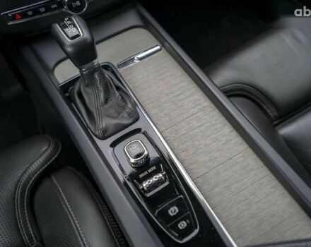 Вольво ХС60, объемом двигателя 2 л и пробегом 200 тыс. км за 29700 $, фото 26 на Automoto.ua