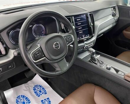 Вольво ХС60, объемом двигателя 2 л и пробегом 130 тыс. км за 25950 $, фото 5 на Automoto.ua