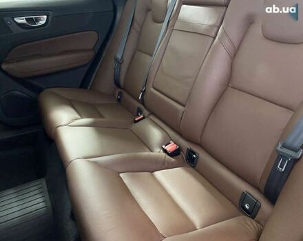 Вольво ХС60, объемом двигателя 2 л и пробегом 130 тыс. км за 25950 $, фото 10 на Automoto.ua