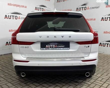 Вольво ХС60, объемом двигателя 2 л и пробегом 130 тыс. км за 25950 $, фото 3 на Automoto.ua