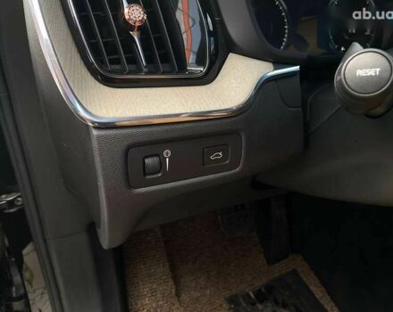 Вольво ХС60, об'ємом двигуна 2 л та пробігом 199 тис. км за 32000 $, фото 15 на Automoto.ua