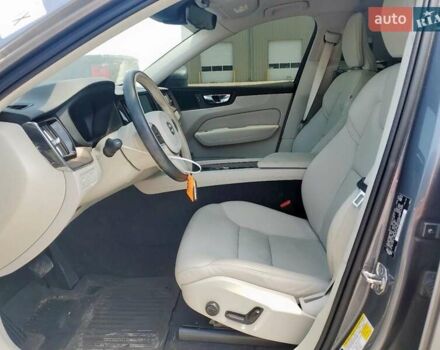 Вольво ХС60, объемом двигателя 0 л и пробегом 61 тыс. км за 7300 $, фото 4 на Automoto.ua