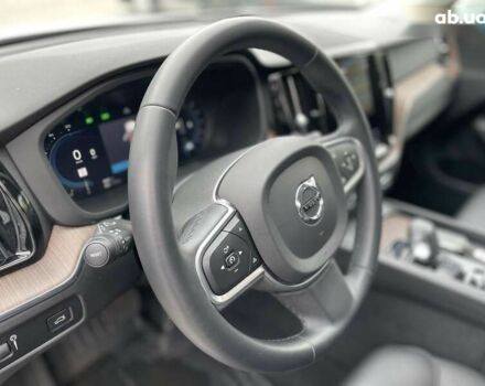 Вольво ХС60, объемом двигателя 0 л и пробегом 49 тыс. км за 34400 $, фото 17 на Automoto.ua