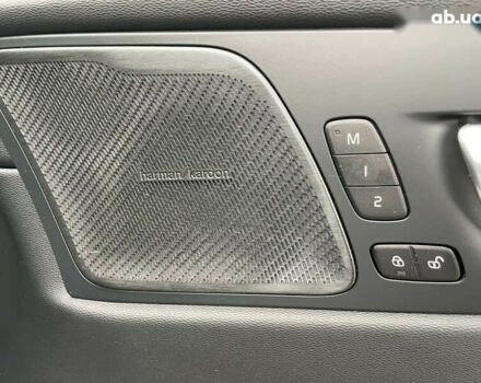 Вольво ХС60, объемом двигателя 0 л и пробегом 15 тыс. км за 65300 $, фото 24 на Automoto.ua