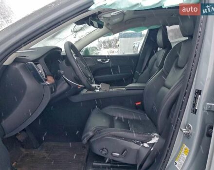 Вольво ХС60, объемом двигателя 2 л и пробегом 21 тыс. км за 12000 $, фото 6 на Automoto.ua