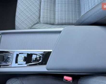 Вольво ХС60, об'ємом двигуна 1.97 л та пробігом 0 тис. км за 56880 $, фото 23 на Automoto.ua