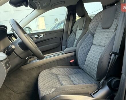 купить новое авто Вольво ХС60 2025 года от официального дилера Changan НІКО Мегаполіс Вольво фото