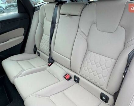 Вольво ХС60, об'ємом двигуна 1.97 л та пробігом 0 тис. км за 65962 $, фото 8 на Automoto.ua