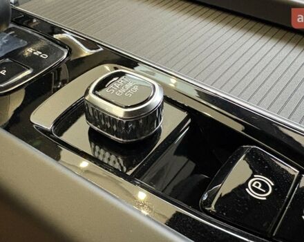 купити нове авто Вольво ХС60 2025 року від офіційного дилера Віннер Автомотів Volvo Вольво фото