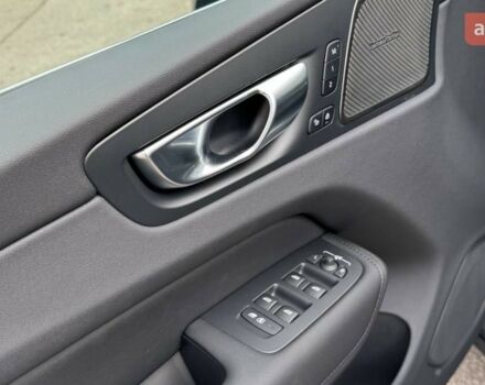 Вольво ХС60, об'ємом двигуна 1.97 л та пробігом 0 тис. км за 87215 $, фото 18 на Automoto.ua