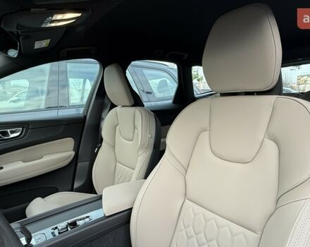 купити нове авто Вольво ХС60 2025 року від офіційного дилера Changan НІКО Мегаполіс Вольво фото