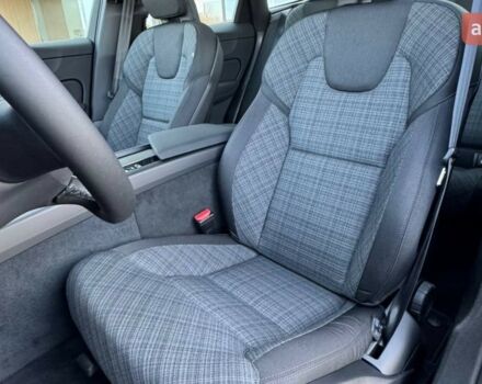 Вольво ХС60, об'ємом двигуна 1.97 л та пробігом 0 тис. км за 56880 $, фото 20 на Automoto.ua