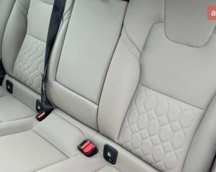 Вольво ХС60, об'ємом двигуна 1.97 л та пробігом 0 тис. км за 65962 $, фото 7 на Automoto.ua