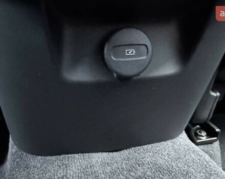 Вольво ХС60, об'ємом двигуна 1.97 л та пробігом 0 тис. км за 56880 $, фото 14 на Automoto.ua