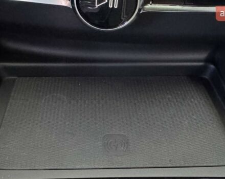 Вольво ХС60, об'ємом двигуна 1.97 л та пробігом 0 тис. км за 93188 $, фото 17 на Automoto.ua