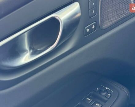 Вольво ХС60, об'ємом двигуна 1.97 л та пробігом 0 тис. км за 93188 $, фото 12 на Automoto.ua