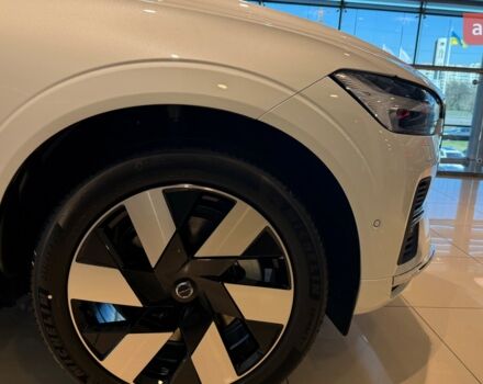 купить новое авто Вольво ХС60 2025 года от официального дилера Changan НІКО Мегаполіс Вольво фото