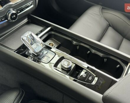 Вольво ХС60, объемом двигателя 1.97 л и пробегом 0 тыс. км за 90360 $, фото 19 на Automoto.ua