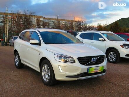 Вольво ХС60, объемом двигателя 2 л и пробегом 95 тыс. км за 24500 $, фото 1 на Automoto.ua