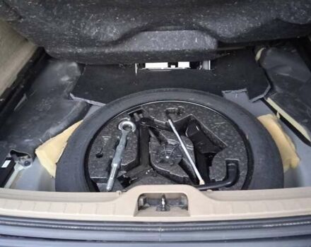 Серый Вольво ХС60, объемом двигателя 3.2 л и пробегом 245 тыс. км за 14800 $, фото 5 на Automoto.ua